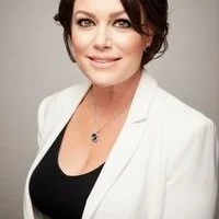 Official portrait of Stephanie Goodman